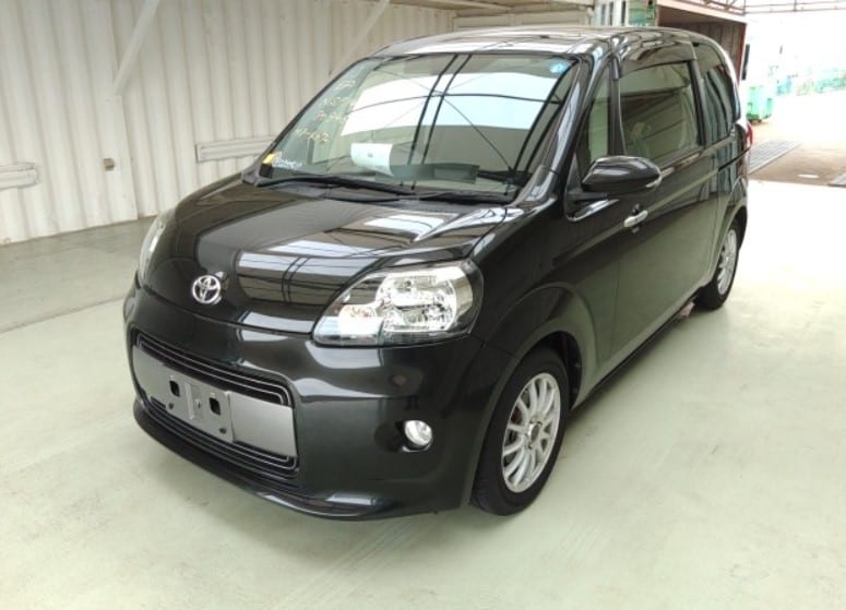 Used TOYOTA PORTE